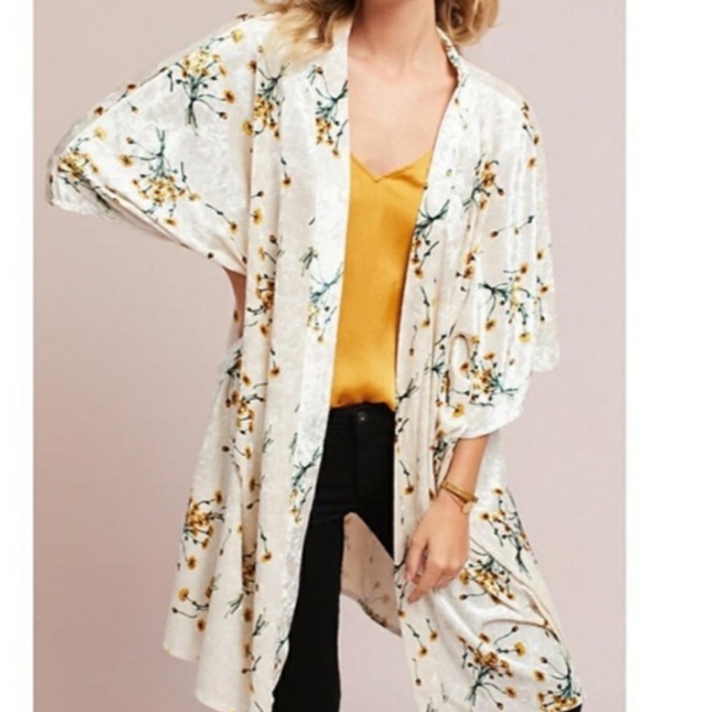 Anthropologie Crushed Velvet Floral Kimono